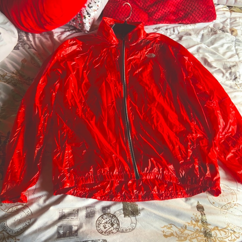Men's Red The NorthFace Lightweight Windbreaker/Rain Jacket Size L